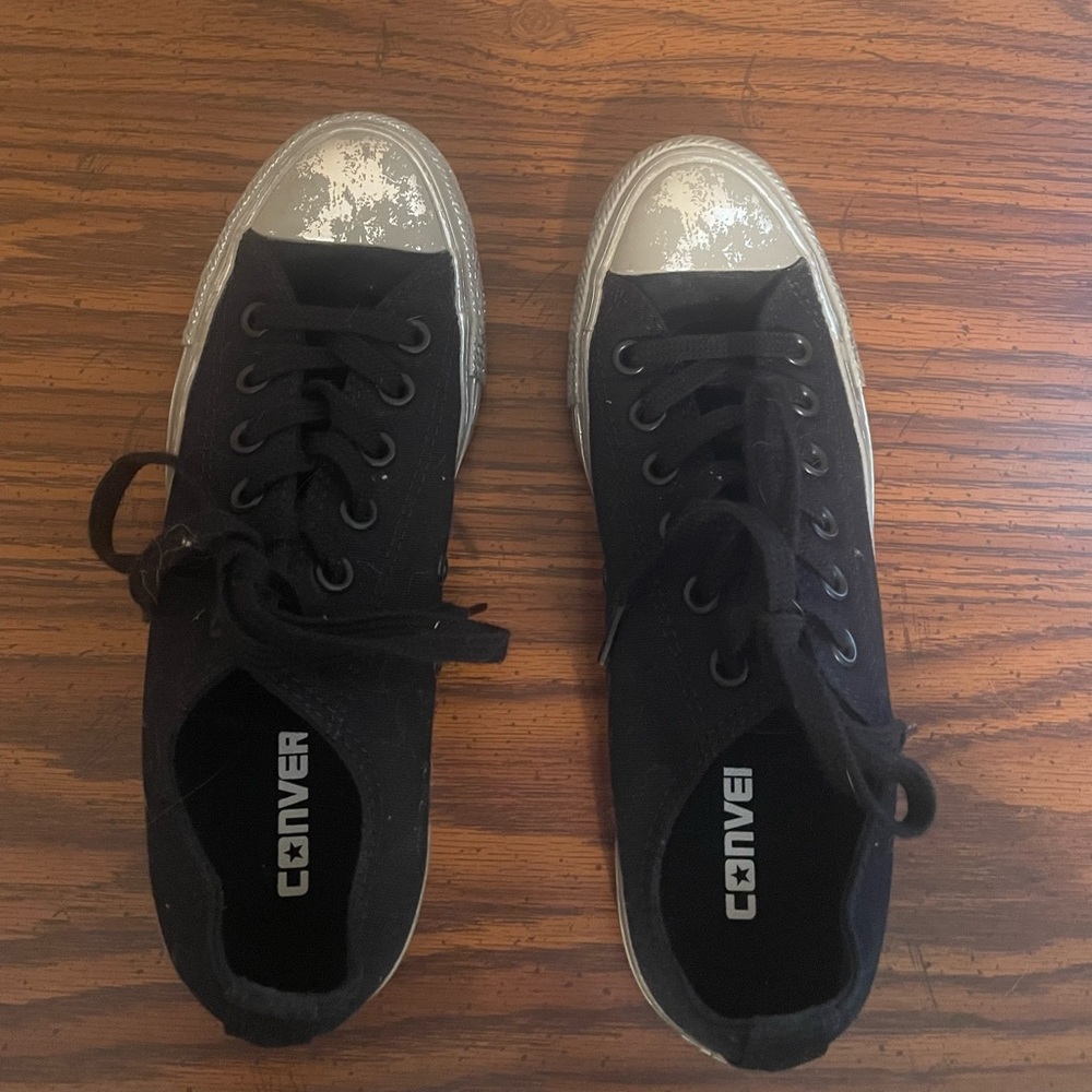 Converse Black & Silver Sneakers